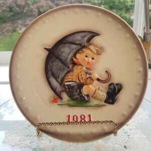 Hummel Goebel Plate Vintage 1981 11th Annual Hum 274 Hand Painted W. Germany